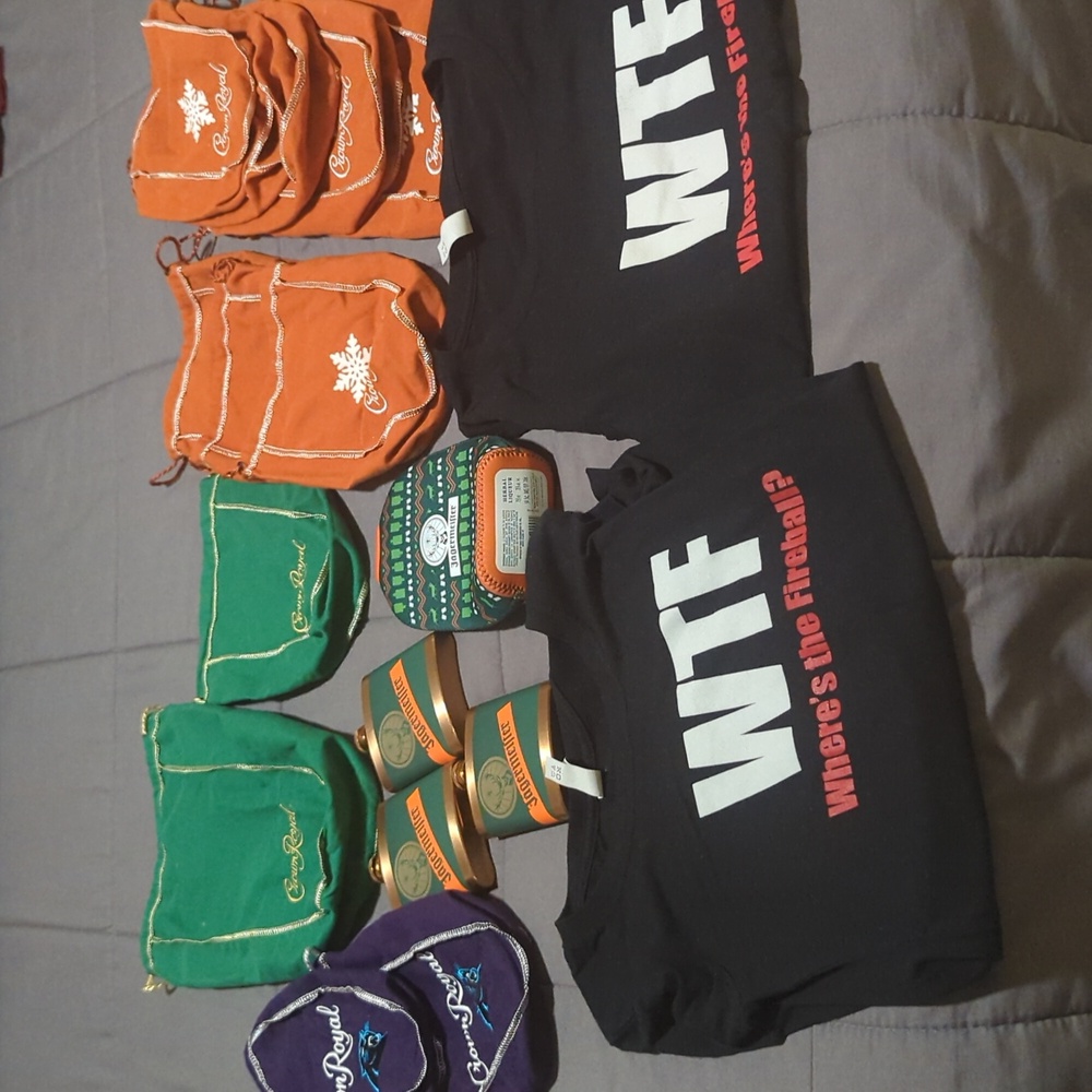 Drinking Set Of Items